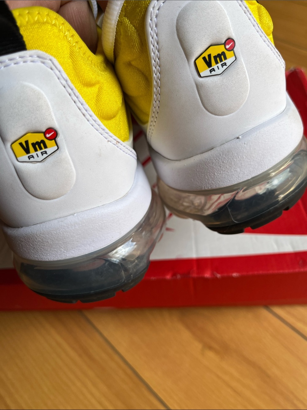 Nike Air VaporMax Plus W 7.5 - Picture 7 of 11
